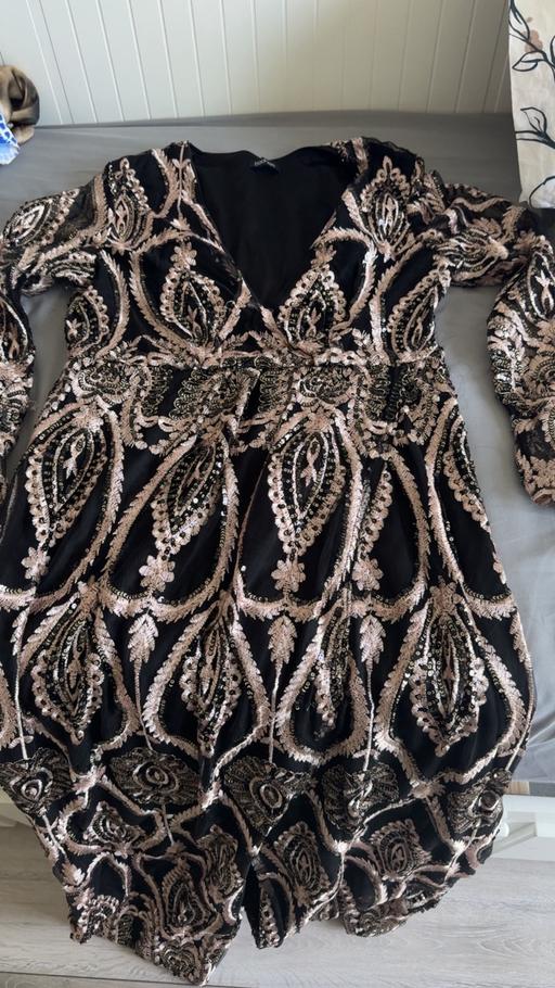 Buy & Sell Blackwall East London - Photos for Rose gold evening dress/ Hot pink midi dress