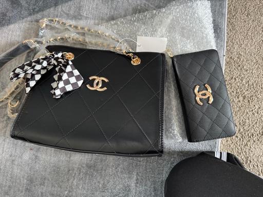Buy & Sell Reawla Cornwall - Photos for Handbag matching purse