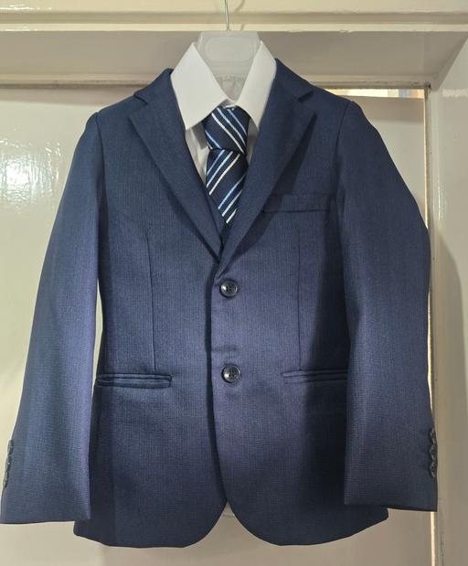 Buy & Sell Blakenhall Wolverhampton - Photos for boys tommy carter suit