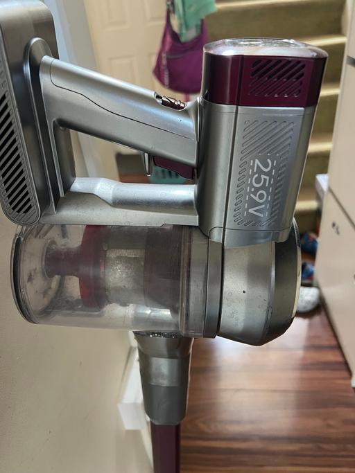Buy & Sell Newham East London - Photos for Cordless vacuum cleaner