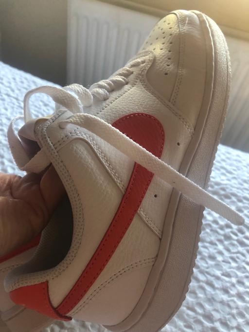 Buy & Sell Wednesfield Wolverhampton - Photos for NIKE size 4