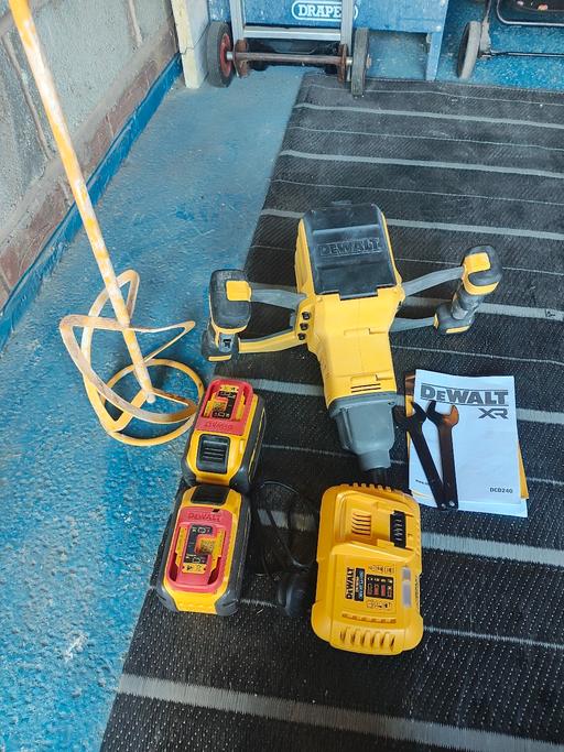 Buy & Sell Telford Telford and Wrekin - Photos for DeWalt flexvolt mixer plus 2 bat, used once