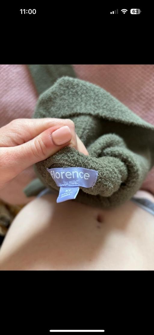Buy & Sell Stoke Hill Exeter - Photos for Millie Bobby brown loungewear set