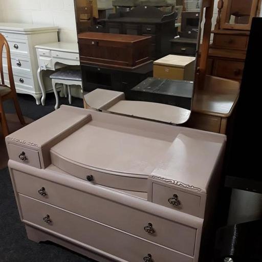 Buy & Sell Saint Pauls Trading Estate Tameside - Photos for Painted vintage oak dressing table
