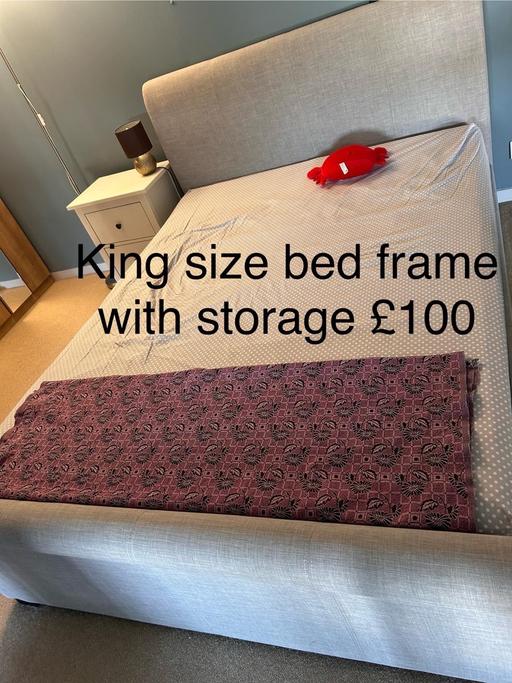 Buy & Sell Wandsworth South West London - Photos for King size bed frame