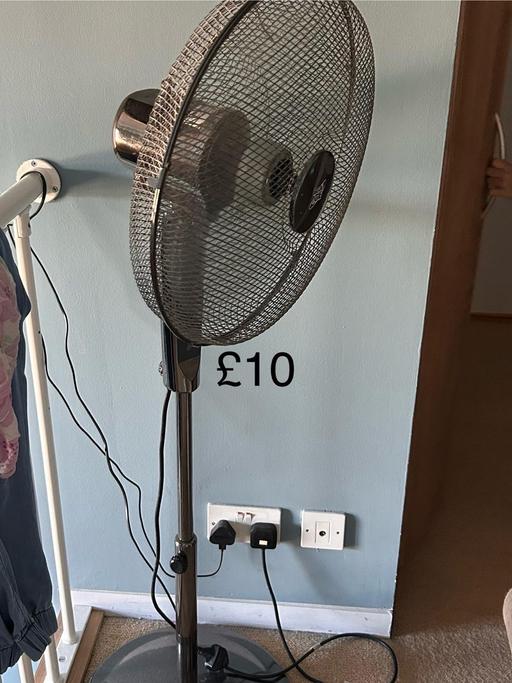 Buy & Sell Parsons Green South West London - Photos for Floor fan
