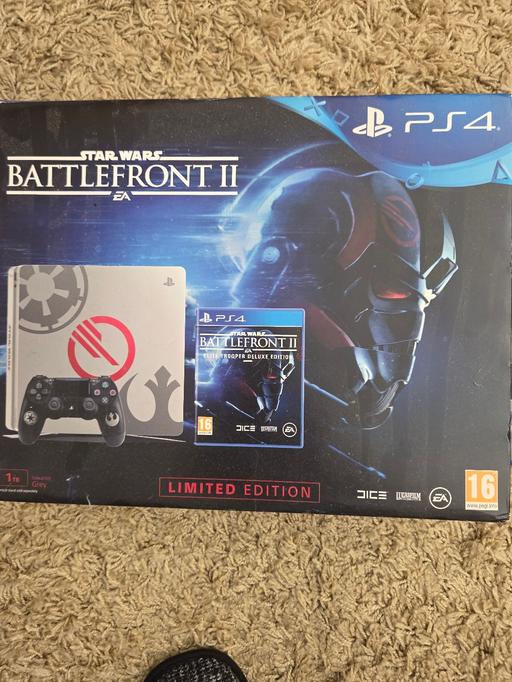 Buy & Sell Barbican Central London - Photos for Playstation 4 with 1 wired (r) and i hands-fr