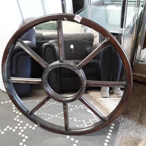 Buy & Sell Saint Pauls Trading Estate Tameside - Photos for Vintage solid oak cartwheel mirror