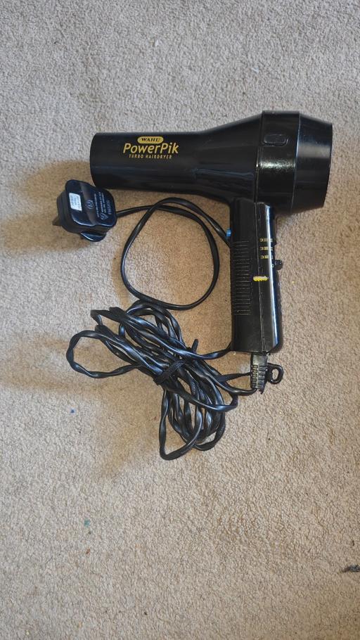 Buy & Sell Castelnau South West London - Photos for Hairdryer