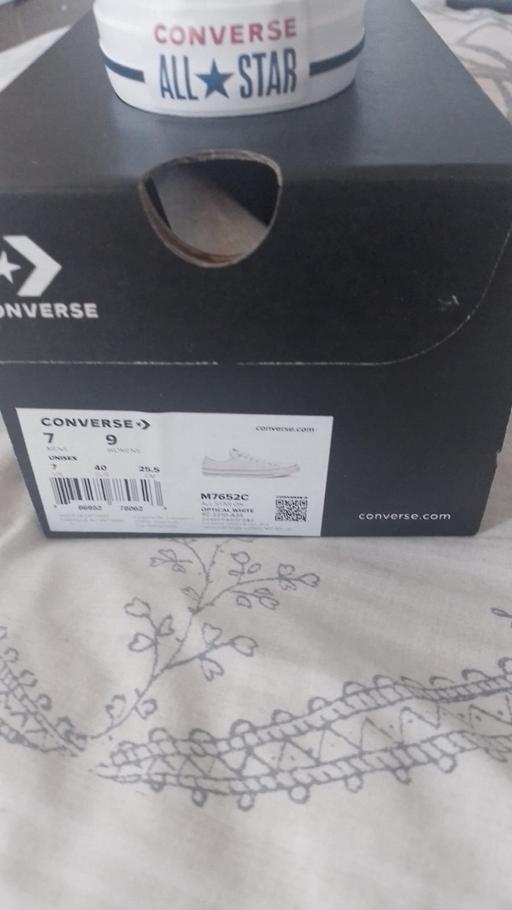 Buy & Sell Cricklewood North West London - Photos for Brand new converse shoes