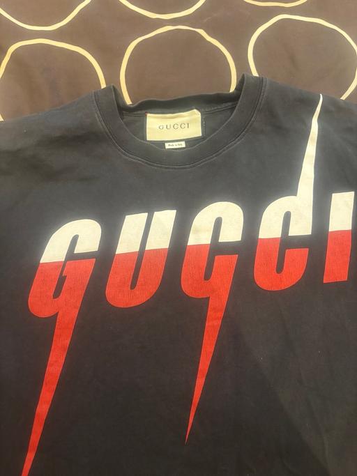 Buy & Sell Norbiton Kingston Upon South West London - Photos for Gucci Blade Print T-shirt