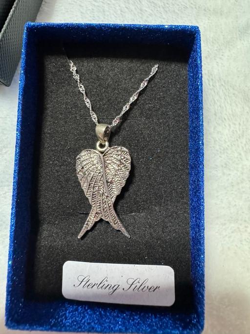 Buy & Sell Reawla Cornwall - Photos for Angel wing’s neckless
