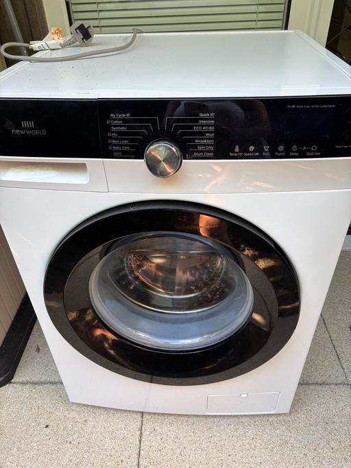 Buy & Sell Epsom and Ewell Surrey - Photos for New world Washing machine