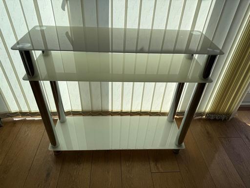 Buy & Sell Bloxwich Walsall - Photos for White Glass Table / stand