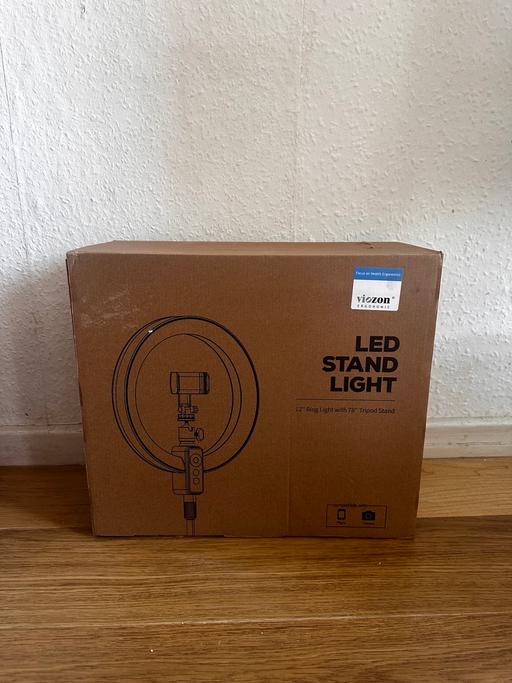 Buy & Sell The Broadway Bradford - Photos for Brand new viozon LED stand light - never used