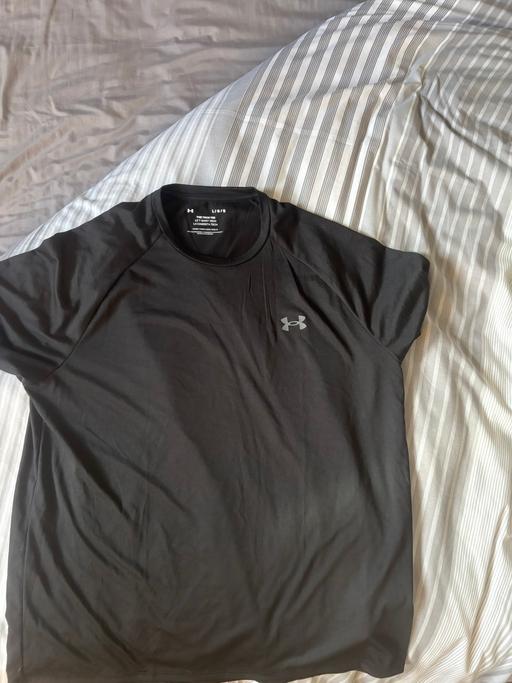 Buy & Sell Burton Joyce Gedling - Photos for Under armour all black gym top SIZE LARGE
