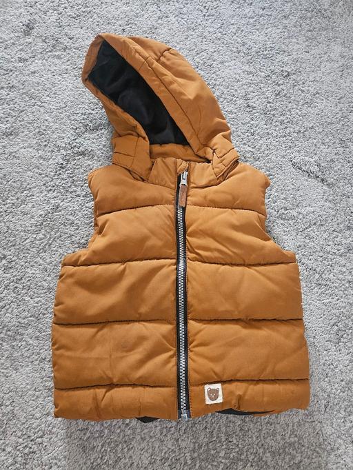 Buy & Sell Saint Asaph Denbighshire - Wales - Photos for 18-24 months H&M mustard gilet