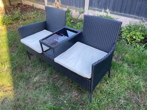 Buy & Sell May Bank Newcastle-under-Lyme - Photos for Rattan Tree Love Seat