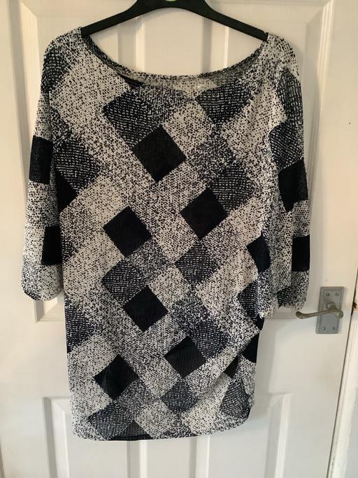 Buy & Sell Woodsetton Dudley - Photos for New Look top