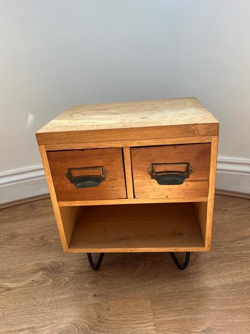 Buy & Sell Mill Hill North West London - Photos for Bedside tables