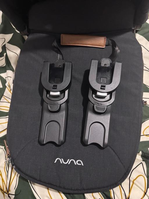 Buy & Sell Camberwell South East London - Photos for Nuna triv carry cot + adaptor