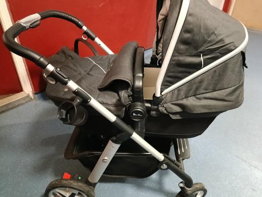 Buy & Sell Clydebank West Dunbartonshire - Photos for 3 IN 1 SILVER CROSS PRAM VGC PRICE REDUCED