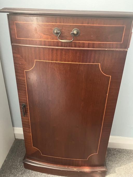 Buy & Sell Riddlesdown South East London - Photos for Slim wooden cabinet