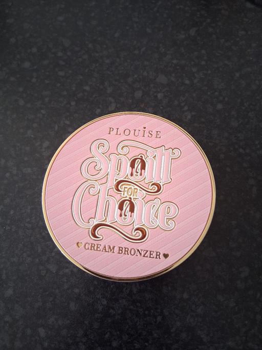 Buy & Sell Chase Terrace Lichfield - Photos for plouise cream bronzer.