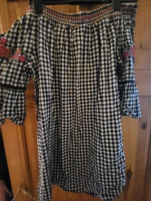 Buy & Sell Goose Green Wigan - Photos for Bardot top