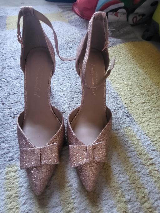 Buy & Sell Worsley Mesnes Wigan - Photos for New look heels size 7