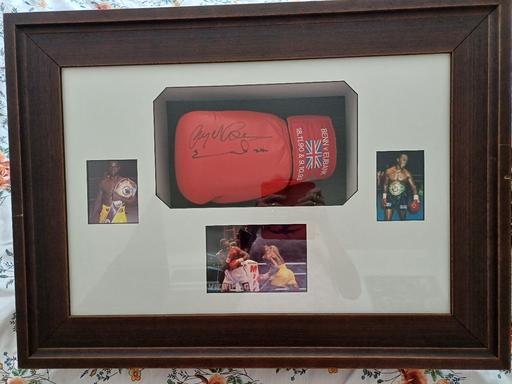 Buy & Sell Catherine-De-Barnes Solihull - Photos for Chris Ewebank v Nigel Benn Memorabilia