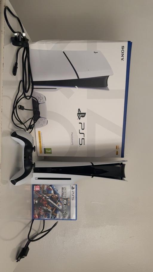 Buy & Sell Croydon Croydon - Photos for Ps5 slim disc + game Warhammer Space Marine 2