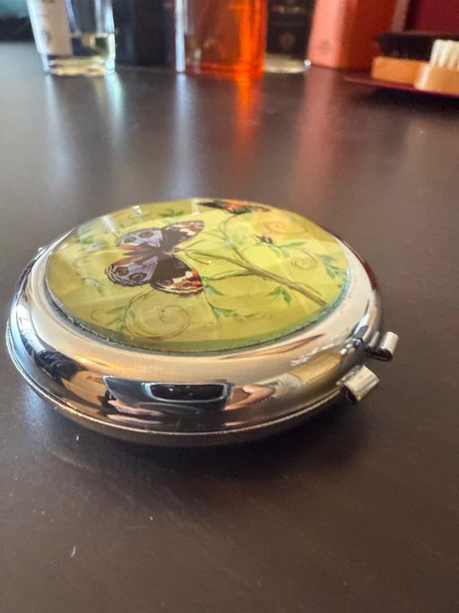Buy & Sell New Eltham South East London - Photos for Compact Mirror