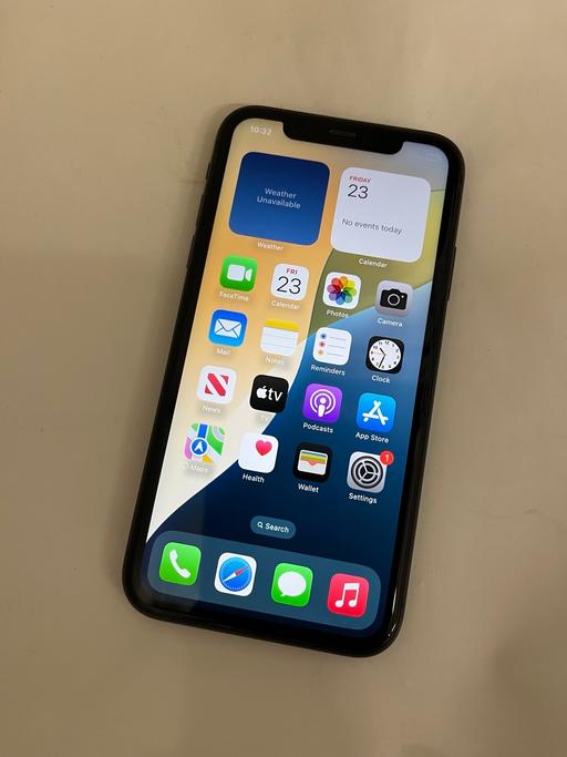 Buy & Sell Keresley Coventry - Photos for iPhone 11.