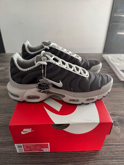 Buy & Sell Lune Business Park Lancaster - Photos for Nike air max plus year of the snake size 8