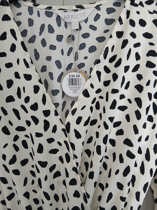 Buy & Sell Hatherton South Staffordshire - Photos for New ladies dress 16 Apricot