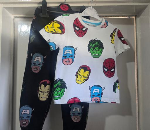 Buy & Sell Blakenhall Wolverhampton - Photos for marvel top & bottoms