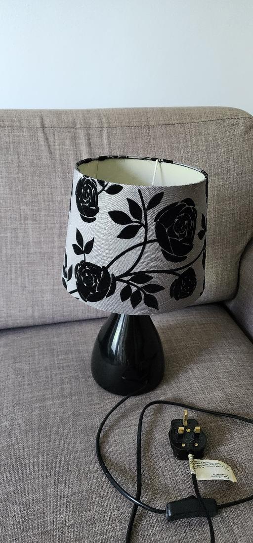 Buy & Sell Little Lever Bolton - Photos for table lamp