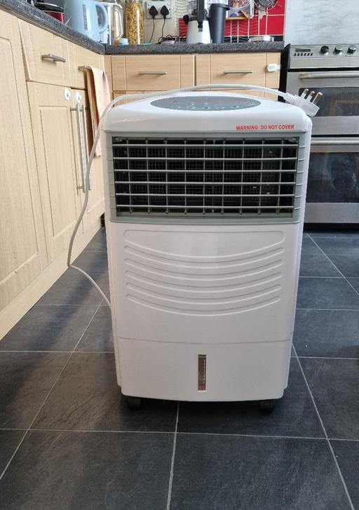 Buy & Sell Bexleyheath Bexley - Photos for Evaporative Cooler/Fan unit (no remote)