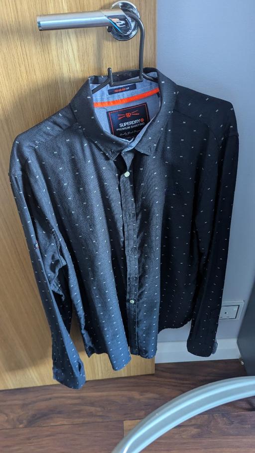 Buy & Sell Colliers Wood South West London - Photos for Superdry men's shirt