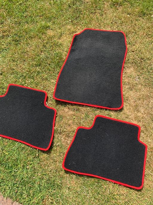 Vehicles Streetly Walsall - Photos for 3 Car Matts. Black/ Red.