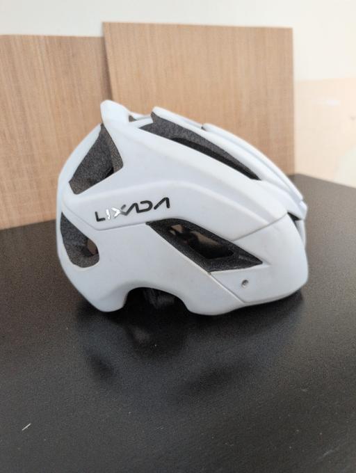 Buy & Sell Hinchley Wood Elmbridge - Photos for cycling helmet ⛑️
