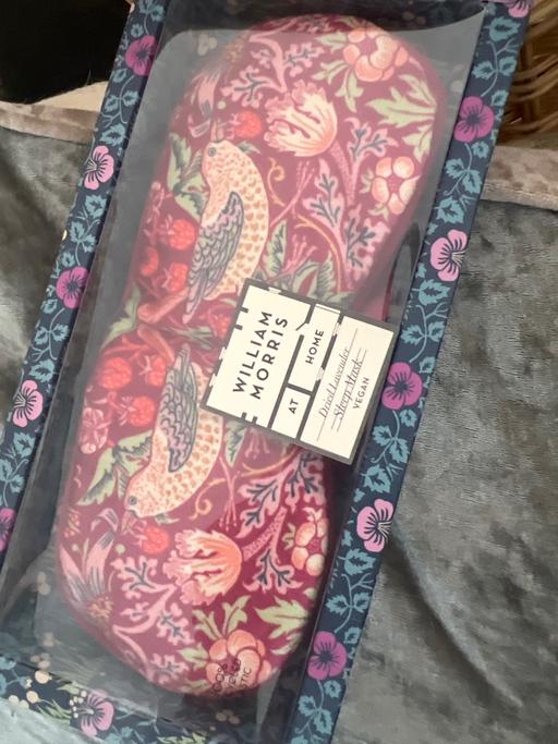 Buy & Sell Brighton Brighton - Photos for William Morris lavender sleep mask