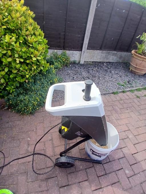Buy & Sell Sidemoor Bromsgrove - Photos for wood chipper/ impact shredder