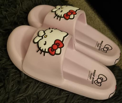 Buy & Sell Clayton West Kirklees - Photos for Pink Hello Kitty Sliders - Size 4