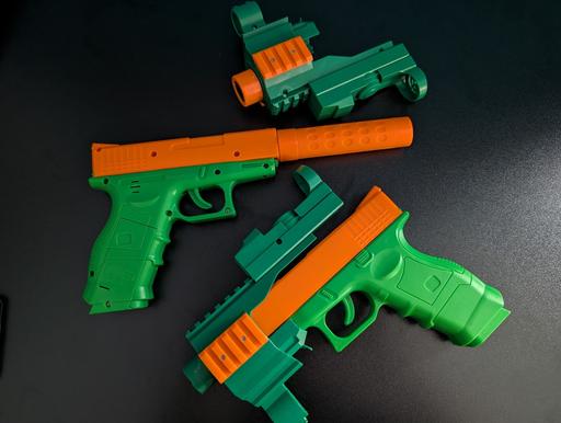 Buy & Sell Hill Top Sandwell - Photos for Toy guns x2