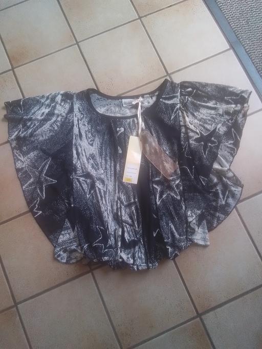 Buy & Sell Streetly Walsall - Photos for BRAND NEW WITH TAG TOP