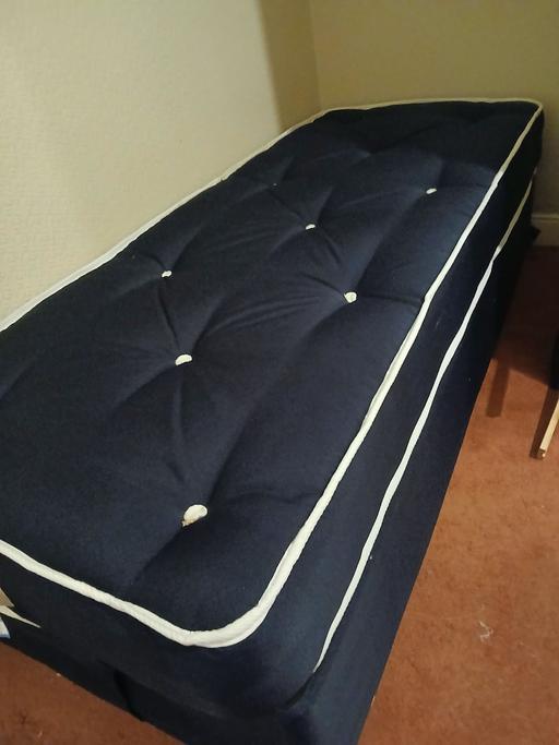 Buy & Sell Piccadilly Manchester - Photos for single navy divan bed and mattress