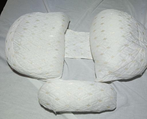 Buy & Sell Thornaby Stockton-on-Tees - Photos for U shaped pregnancy pillow