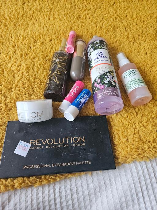 Buy & Sell Netherton Dudley - Photos for beauty bundle